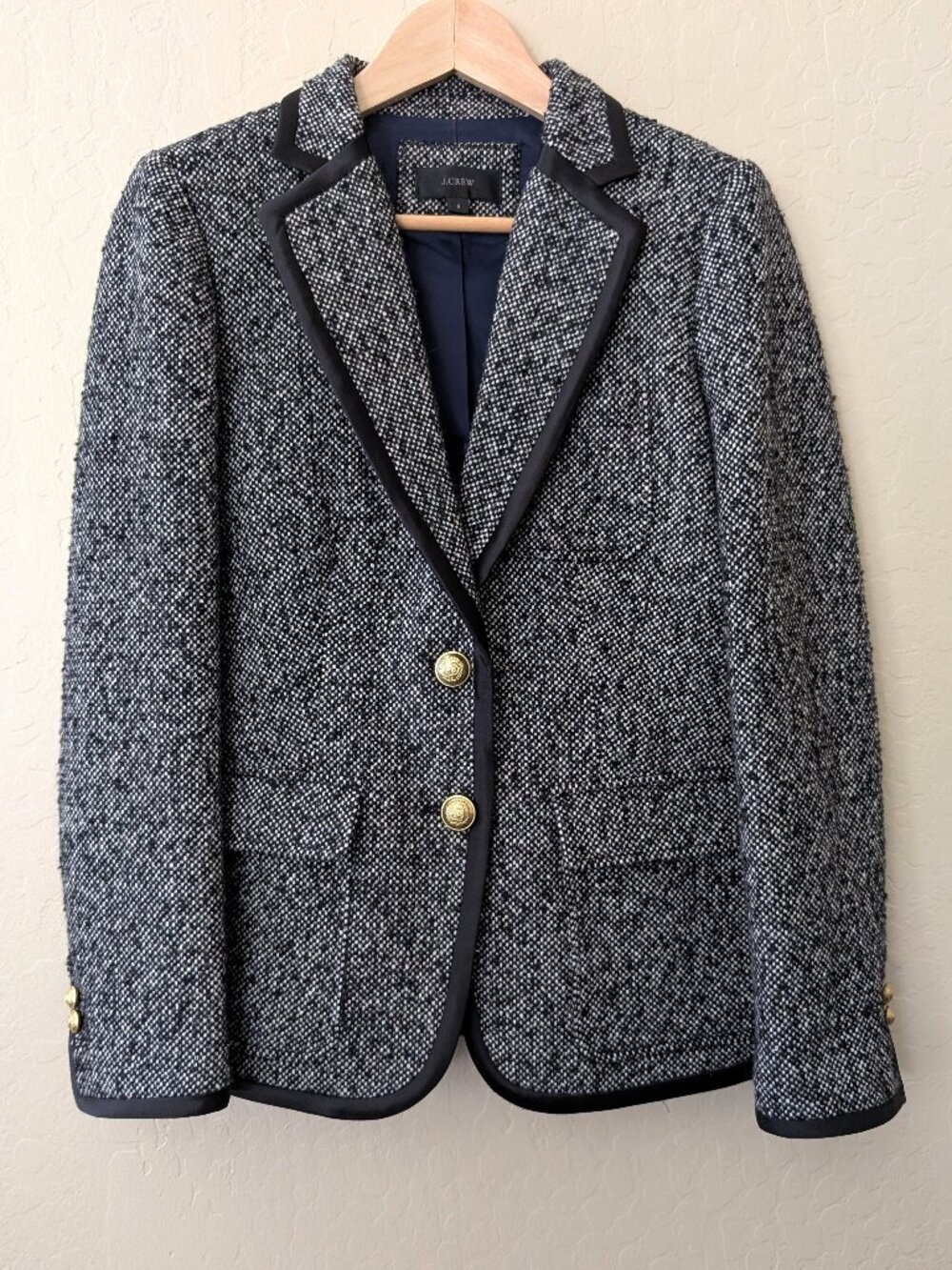 J CREW Rhodes Blazer Women's 6 Black White Tweed Wool Blend Gold Tone 2 Buttons
